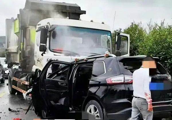 新娘，新郎攜手赴黃泉！車上無人倖免「6人7命」，喜事成悲劇，原因曝光讓人看了直搖頭